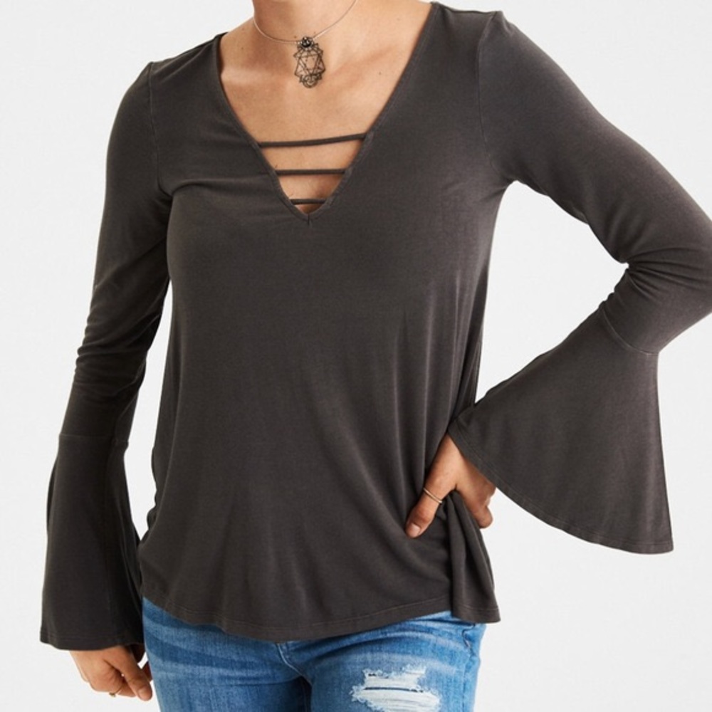 American Eagle Soft&Sexy Long Bell Sleeve Top